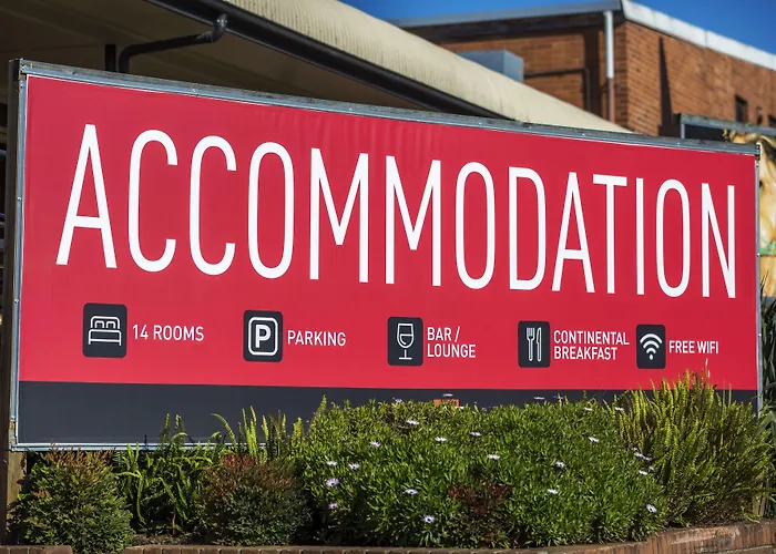 Nightcap At Hume Hotel